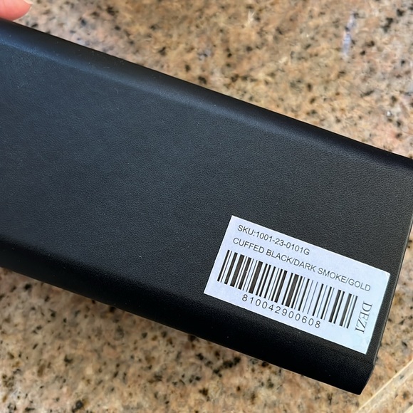 Dezi Cuffed Sunglasses - Picture 6 of 10